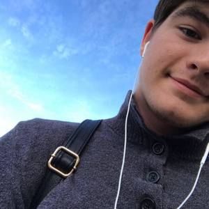 Meet your Posher, Kelton